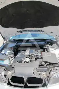 2004 BMW 330