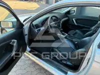 2004 BMW 330