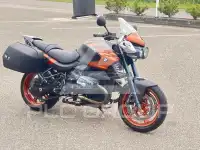 2004 BMW 120