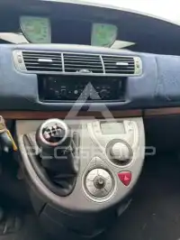 2004 Lancia Phedra