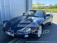 2004 Jaguar XKR