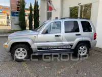 2004 Jeep CHEROKEE