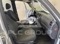 2004 Jeep CHEROKEE