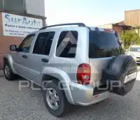 2004 Jeep CHEROKEE