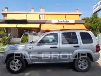 2004 Jeep CHEROKEE