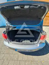 2004 Mazda 3