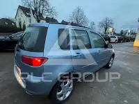 2004 Mazda 2