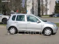 2004 Mazda 2