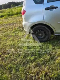 2004 Mazda 2