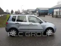 2004 Mazda 2