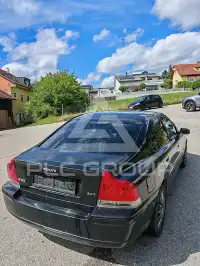 2004 Volvo S60