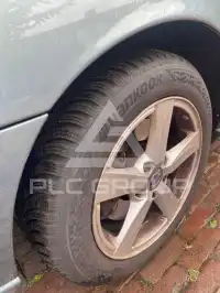 2004 Volvo V70