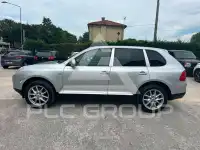2004 Porsche Cayenne