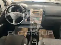 2004 Toyota COROLLA