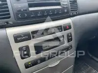 2004 Toyota COROLLA