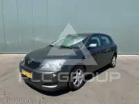 2004 Toyota COROLLA