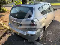 2004 Toyota COROLLA