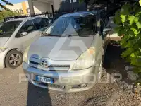 2004 Toyota COROLLA