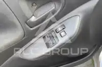 2004 Toyota YARIS