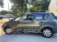 2004 Toyota COROLLA
