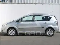 2004 Toyota COROLLA