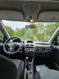2004 Peugeot 206