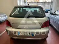 2004 Peugeot 307