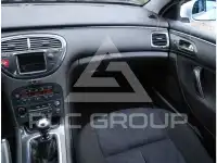 2004 Peugeot 607