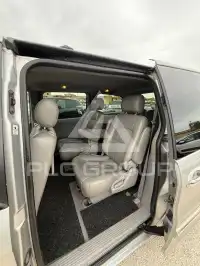 2004 KIA Carnival