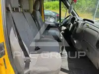2004 Ford TRANSIT