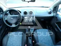 2004 Ford FIESTA