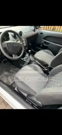 2004 Ford FIESTA