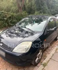 2004 Ford FIESTA