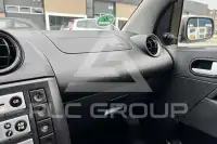 2004 Ford FIESTA
