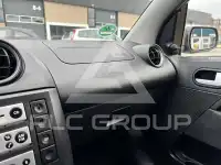 2004 Ford FIESTA