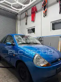 2004 Ford KA
