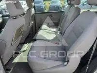 2004 Ford GALAXY