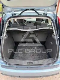 2004 Ford FOCUS