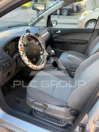 2004 Ford FOCUS