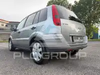 2004 Ford FUSION