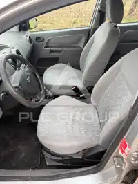 2004 Ford FUSION