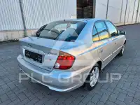 2004 Hyundai Accent