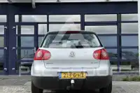 2004 Volkswagen GOLF