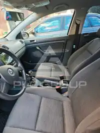 2004 Volkswagen GOLF