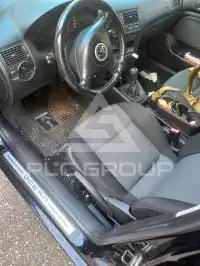 2004 Volkswagen GOLF