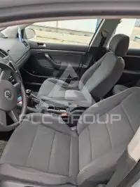 2004 Volkswagen GOLF