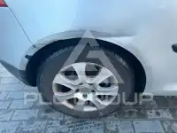 2004 Volkswagen GOLF