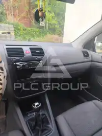 2004 Volkswagen GOLF