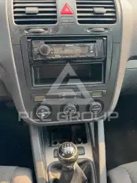 2004 Volkswagen GOLF