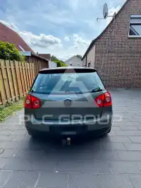 2004 Volkswagen GOLF